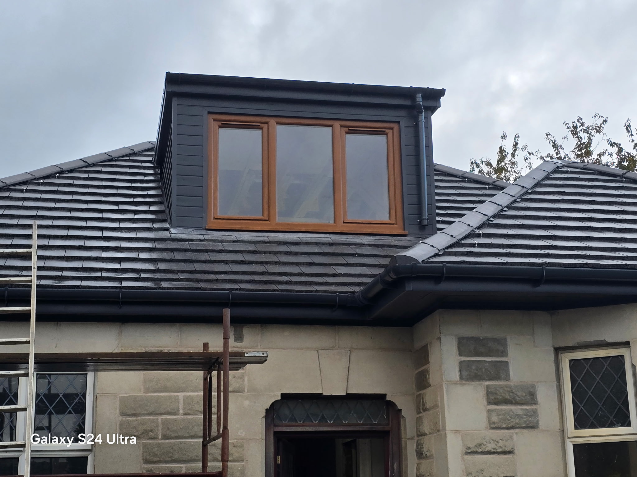 EK Joinery exterior work details